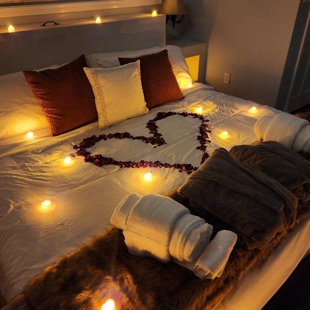 Hot Tub, Electric Bikes, Solo Stove, Projector, Smores Marblehead Εξωτερικό φωτογραφία