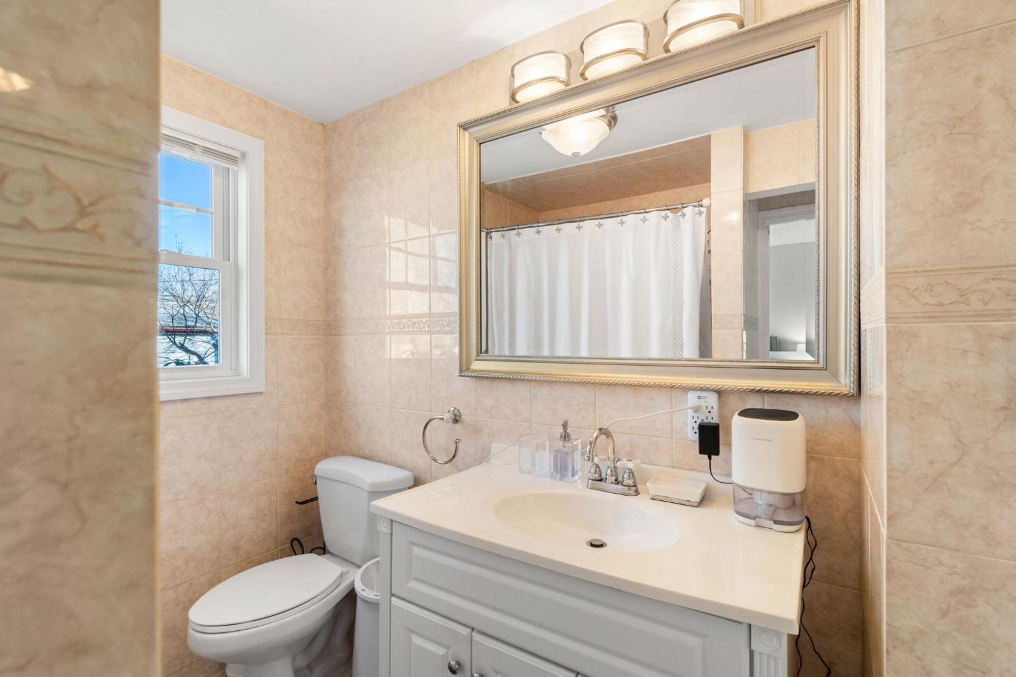 Hot Tub, Electric Bikes, Solo Stove, Projector, Smores Marblehead Εξωτερικό φωτογραφία